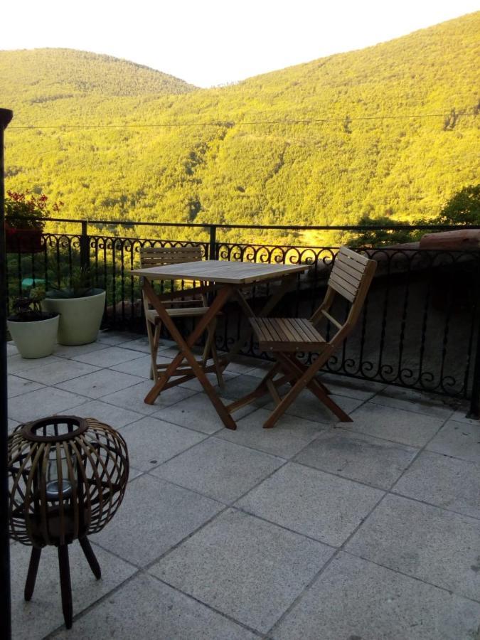 Bed&Breakfast SENTIERO 54 Cantiano Exterior foto